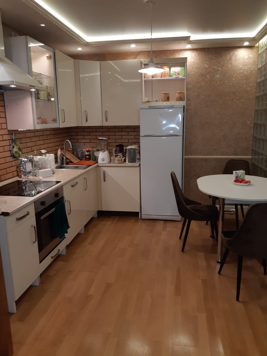 "Купить 2 Комнатную Квартиру Спб" Продажа 2 ккв у Метро в Санкт-Петербурге